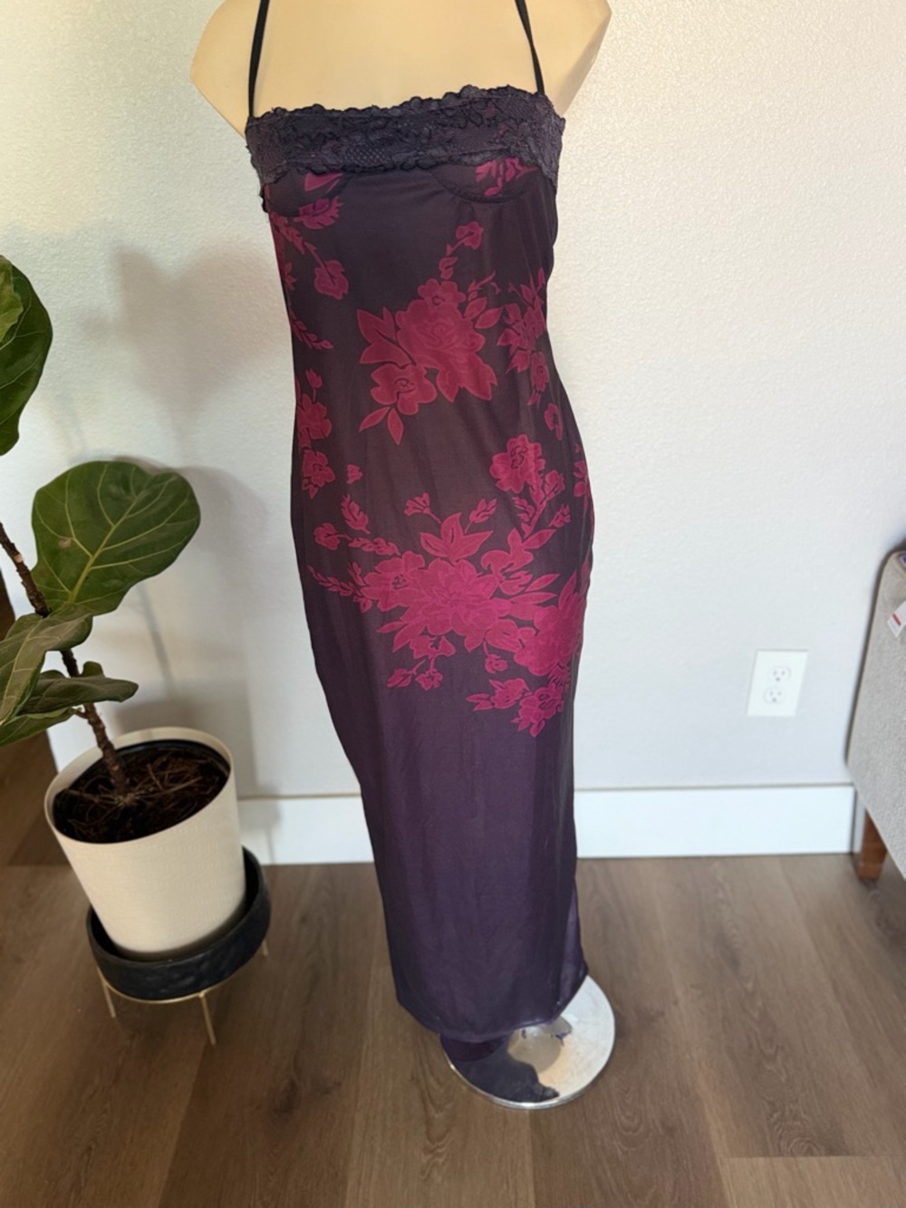 Women’s Lace-Trim Floral Slip Dress - Black & Dark Pink